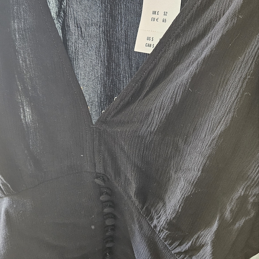 Blouse - Picture 2 of 2
